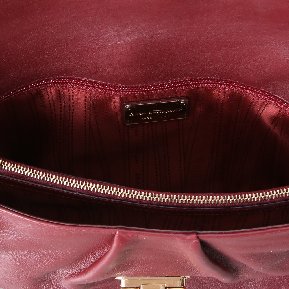 Salvatore Ferragamo(USED)페레가모 간치니 체인백